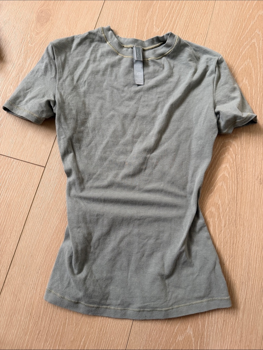 Skims Short-Sleeve Crewneck Top sage green
